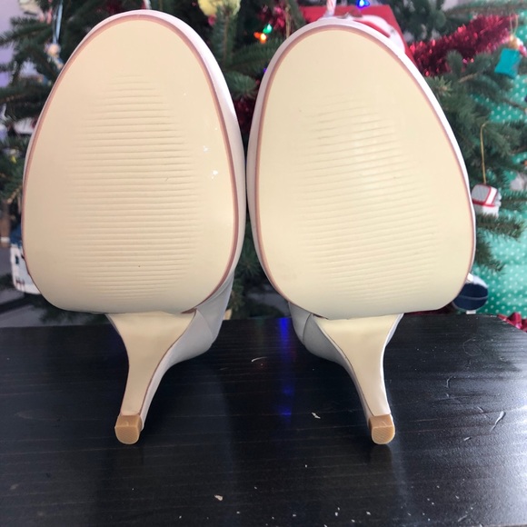 JC Liza Heels - Picture 4 of 4